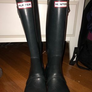 Navy hunter boots